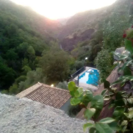 Cortijo La Solana Casa rural Güéjar Sierra